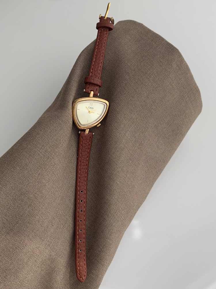 Women Quartz Watch Simple Gold - đánh giá và giá Watch Triangle Luxury