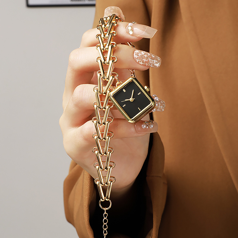 Women Quartz Watch Light Luxur - đánh giá và giá Watch Triangle Luxury