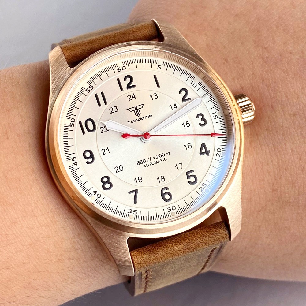 Solid Bronze Case 39MM Tandori - đánh giá và giá Luxury Watch White